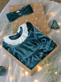 Coffret Cadeau De Noël Robe Velours + Bandeau Bébé Fille -Cyrillus || PETIT BATEAU || MINNIE Soldes Boutique coffret cadeau de noel robe velours bandeau bebe fille 1