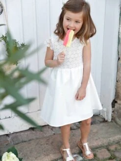 Robe De Cérémonie Effet 2 En 1 Superposition En Macramé Fille -Cyrillus || PETIT BATEAU || MINNIE Soldes Boutique robe de ceremonie effet 2 en 1 superposition en macrame fille 4